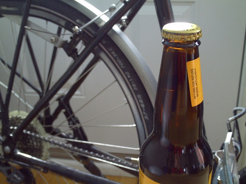 [:en] »A cold one! »[:fr] »Une p&rsquo;tite froide? »[:]